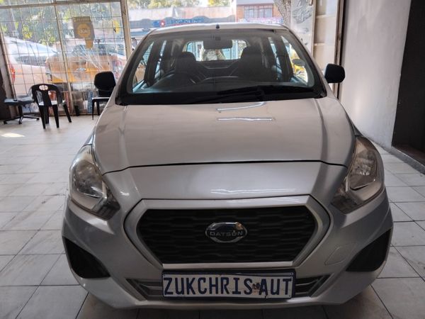 2019-Datsun-Go-7-SEATER image:1