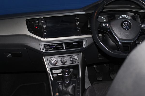 2020-Volkswagen-Polo-10-TSI-Comfortline image:6