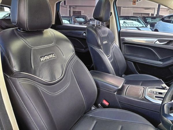 2023-Haval-Jolion-15T-Super-Luxury-Auto image:3