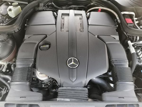 2014-Mercedes-Benz-E-Class-E-400-Coupe image:9