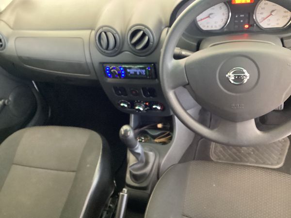 2023-Nissan-NP200-16-AC-Safety-Pack image:9