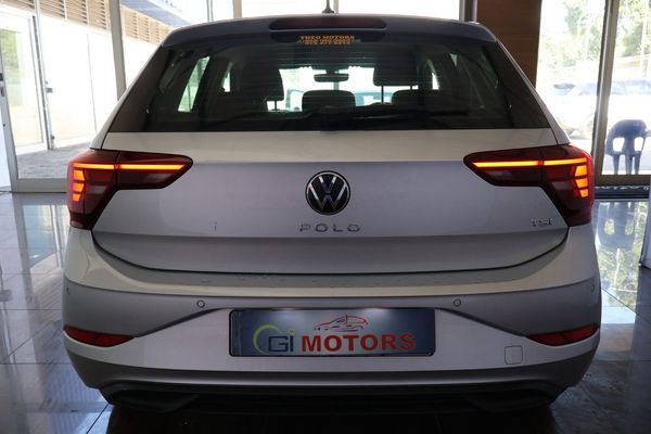 2022-Volkswagen-Polo-10-TSI-Life image:3