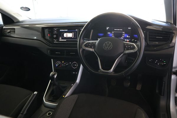 2022-Volkswagen-Polo-10-TSI-Life image:7
