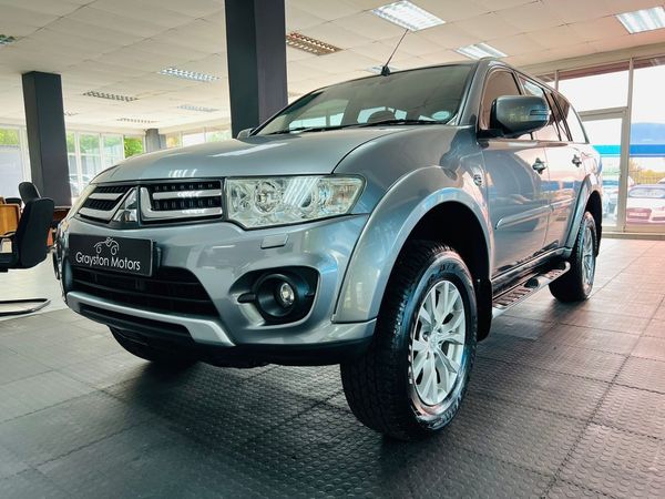 2014-Mitsubishi-Pajero-Sport-25D-Auto image:3