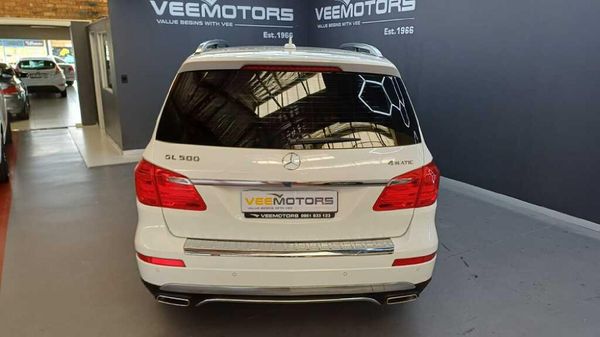 2016-Mercedes-Benz-GL-500-BE image:10