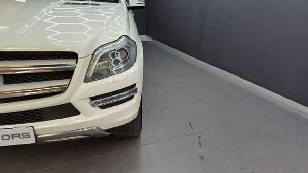 2016-Mercedes-Benz-GL-500-BE image:2