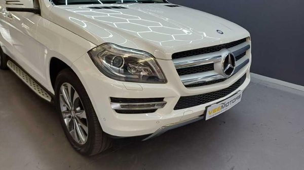 2016-Mercedes-Benz-GL-500-BE image:5
