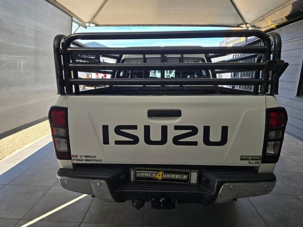2013-Isuzu-KB-300-D-Teq-LX-4x4-Double-Cab image:7