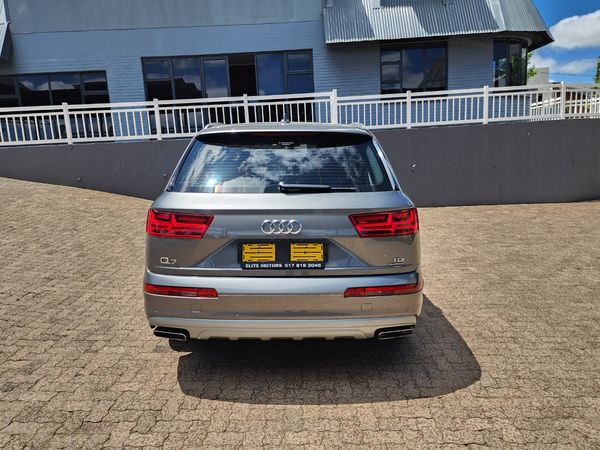 2016-Audi-Q7-30-TDI-quattro-Auto-45-TDI image:18