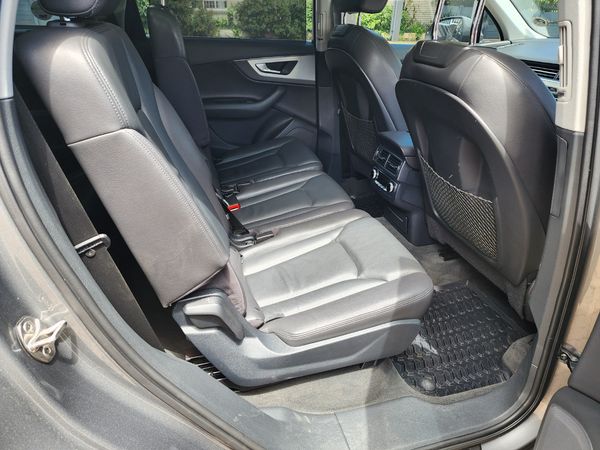 2016-Audi-Q7-30-TDI-quattro-Auto-45-TDI image:7