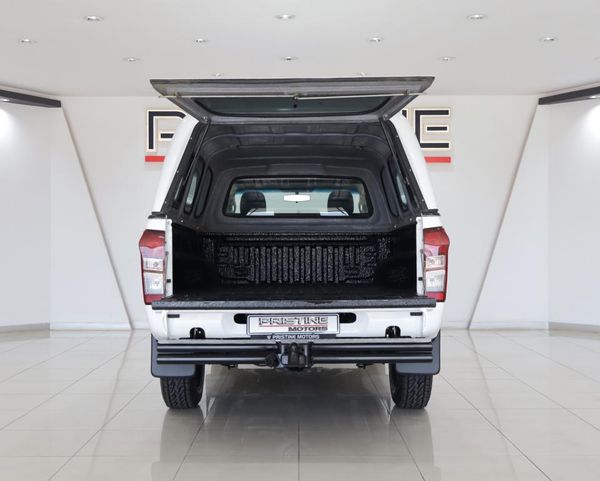 2020-Isuzu-D-Max-D-Max-250-Fleetside image:9
