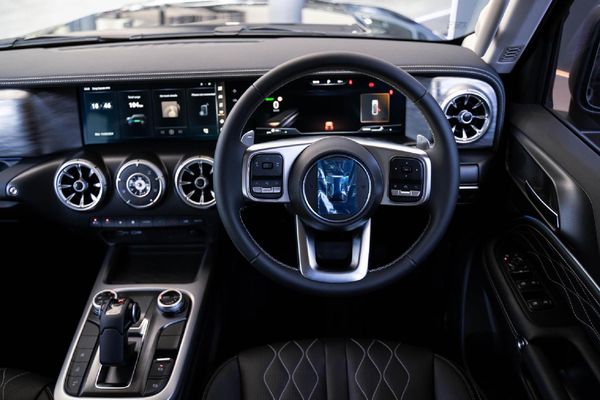 2026-GWM-Tank-300-24TD-Ultra-Luxury-4x4-Auto image:8