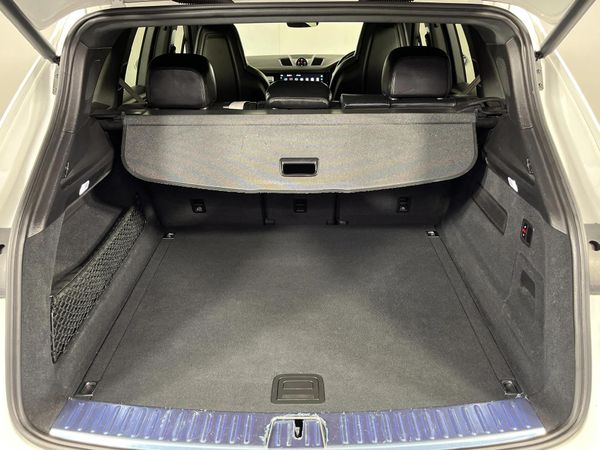2022-Porsche-Cayenne-Platinum-Edition image:14