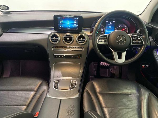 2020-Mercedes-Benz-GLC-300-4Matic image:10
