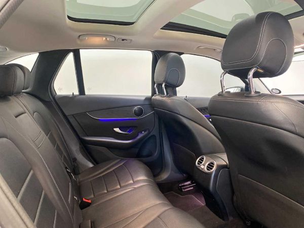 2020-Mercedes-Benz-GLC-300-4Matic image:11