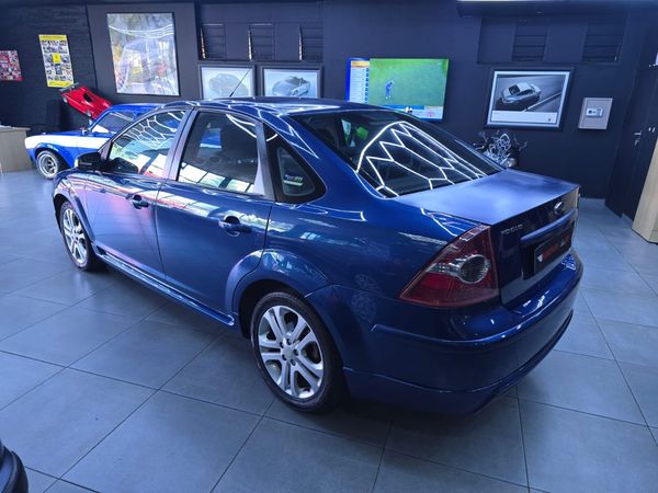 2007-Ford-Focus-Ford-Focus-20-4-Door-Trend-Auto image:9