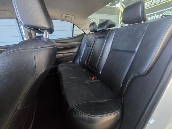 2017-Toyota-Corolla-14-D-Prestige image:13