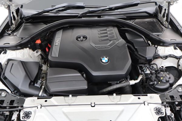 2020-BMW-3-Series-320i-M-Sport image:22