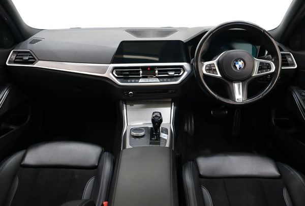 2020-BMW-3-Series-320i-M-Sport image:7