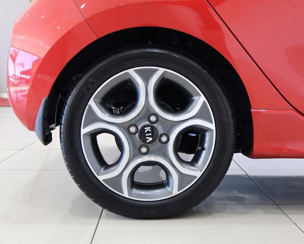2015-Kia-Picanto-12-EX image:11
