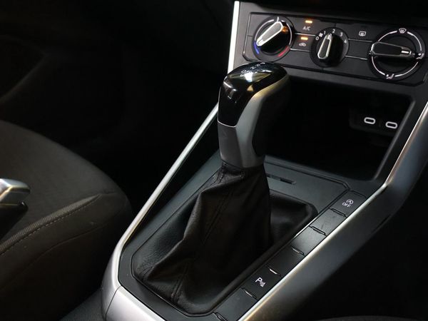 2023-Volkswagen-Polo-10-TSI-Life-Auto image:11