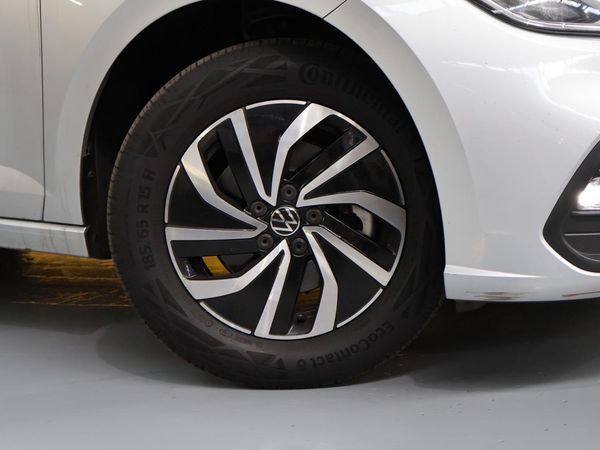 2023-Volkswagen-Polo-10-TSI-Life-Auto image:4
