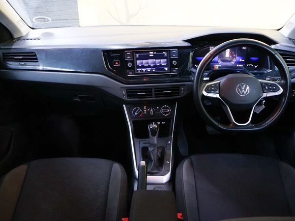 2023-Volkswagen-Polo-10-TSI-Life-Auto image:8