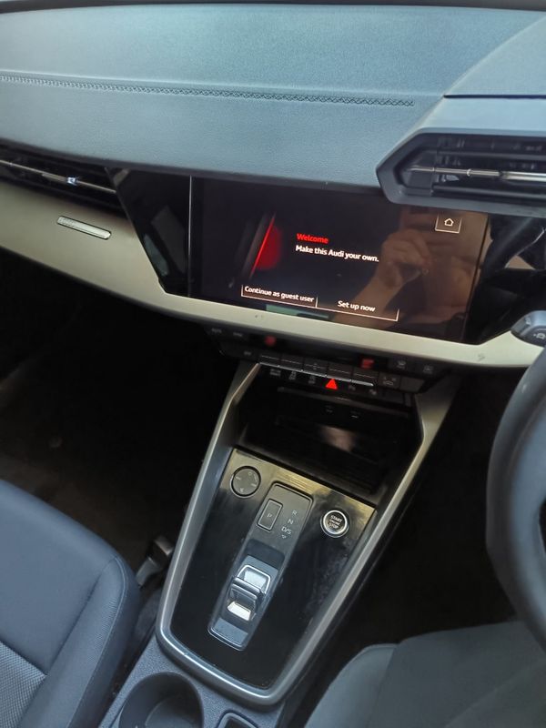 2025-Audi-A3-Sportback-14-TFSI-Auto-35-TFSI image:12
