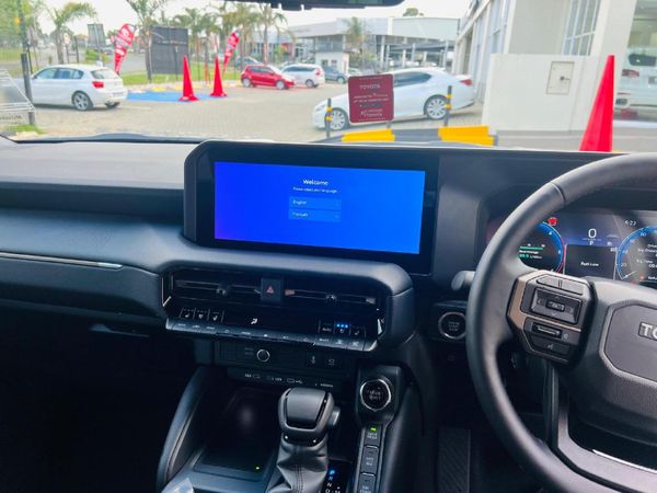 2026-Toyota-Land-Cruiser-Prado-VX-R-28GD-Auto image:9