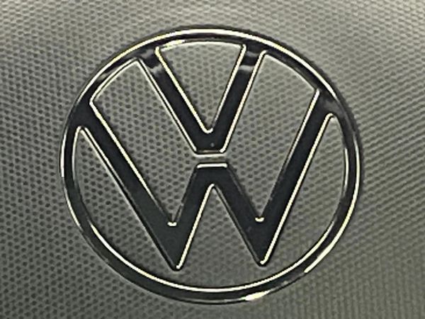 2021-Volkswagen-Touareg-30-TDI-V6-Executive image:11