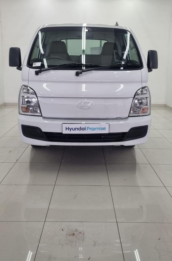 2025-Hyundai-H100-Bakkie-26D-Dropside image:3