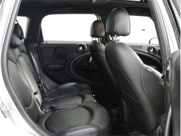 2016-MINI-Countryman-Cooper-S-Auto image:3