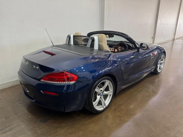 2012-BMW-Z4-sDrive20i-M-Sport-Auto image:5