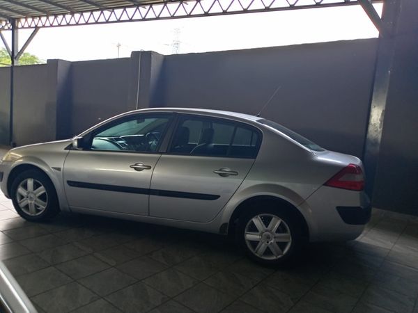 2006-Renault-Megane-II-16-Sedan-Expression-Auto image:4
