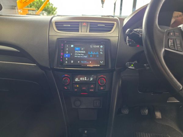 2013-Suzuki-Swift-14-GLS image:13