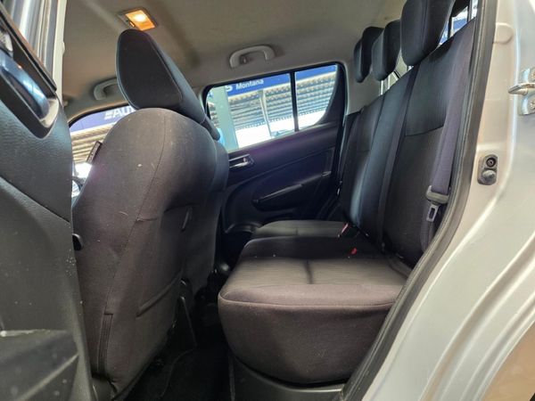 2013-Suzuki-Swift-14-GLS image:7