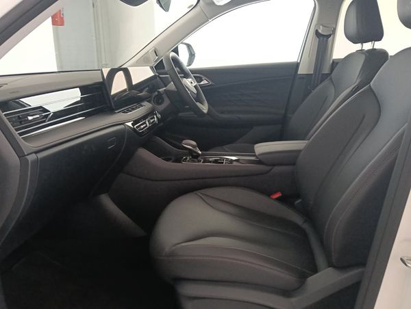 2026-MG-HS-15T-Luxury-Auto image:11