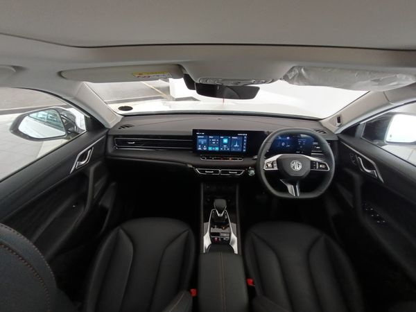 2026-MG-HS-15T-Luxury-Auto image:13