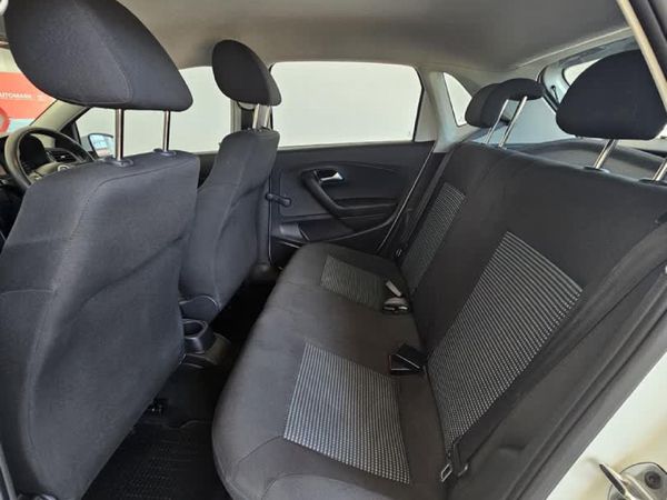 2024-Volkswagen-Polo-Vivo-14-Comfortline-5-dr image:10