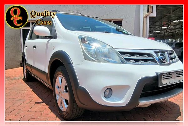 2013-Nissan-Livina-16-Acenta-X-Gear image:1