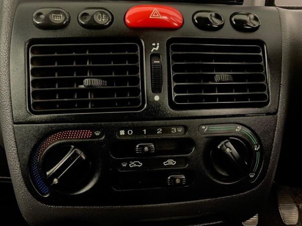 2005-Fiat-Palio-12-Go-3-dr image:8