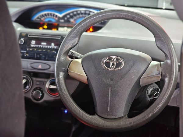 2016-Toyota-Etios-15-XS-5-dr image:1