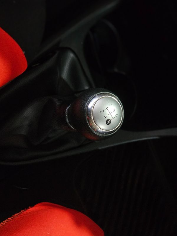 2016-Toyota-Etios-15-XS-5-dr image:6