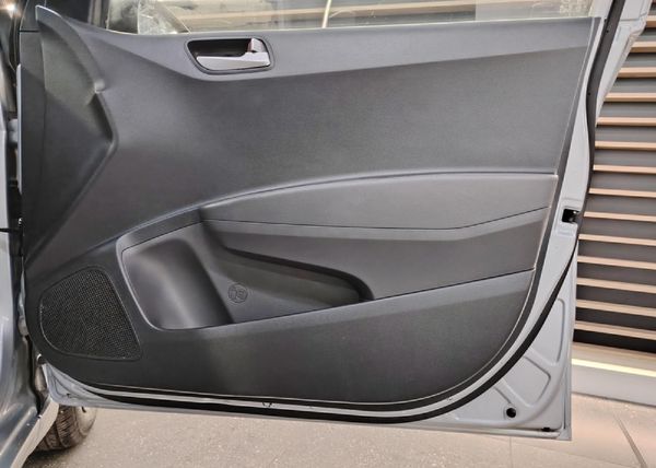 2019-Hyundai-Grand-i10-10-Motion image:6