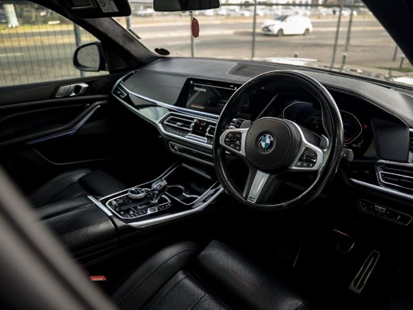 2021-BMW-X7-xDrive30d-M-Sport image:11