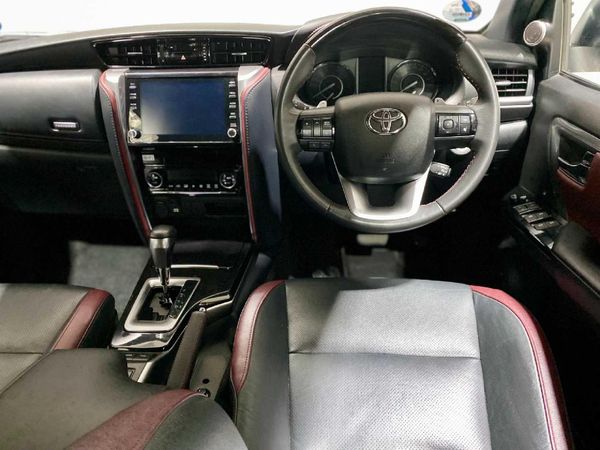 2024-Toyota-Fortuner-28-GD-6-VX-Auto-mHev image:17