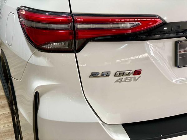 2024-Toyota-Fortuner-28-GD-6-VX-Auto-mHev image:19