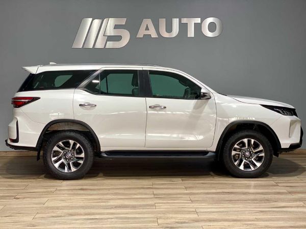 2024-Toyota-Fortuner-28-GD-6-VX-Auto-mHev image:3