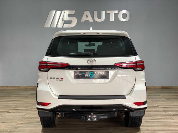 2024-Toyota-Fortuner-28-GD-6-VX-Auto-mHev image:4