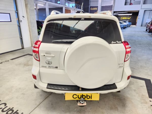 2013-Toyota-RAV4-20-VX-Auto image:4